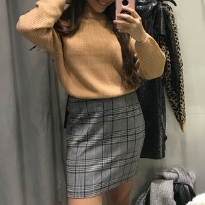 Stunning Cream Knit Half Turtle Neck